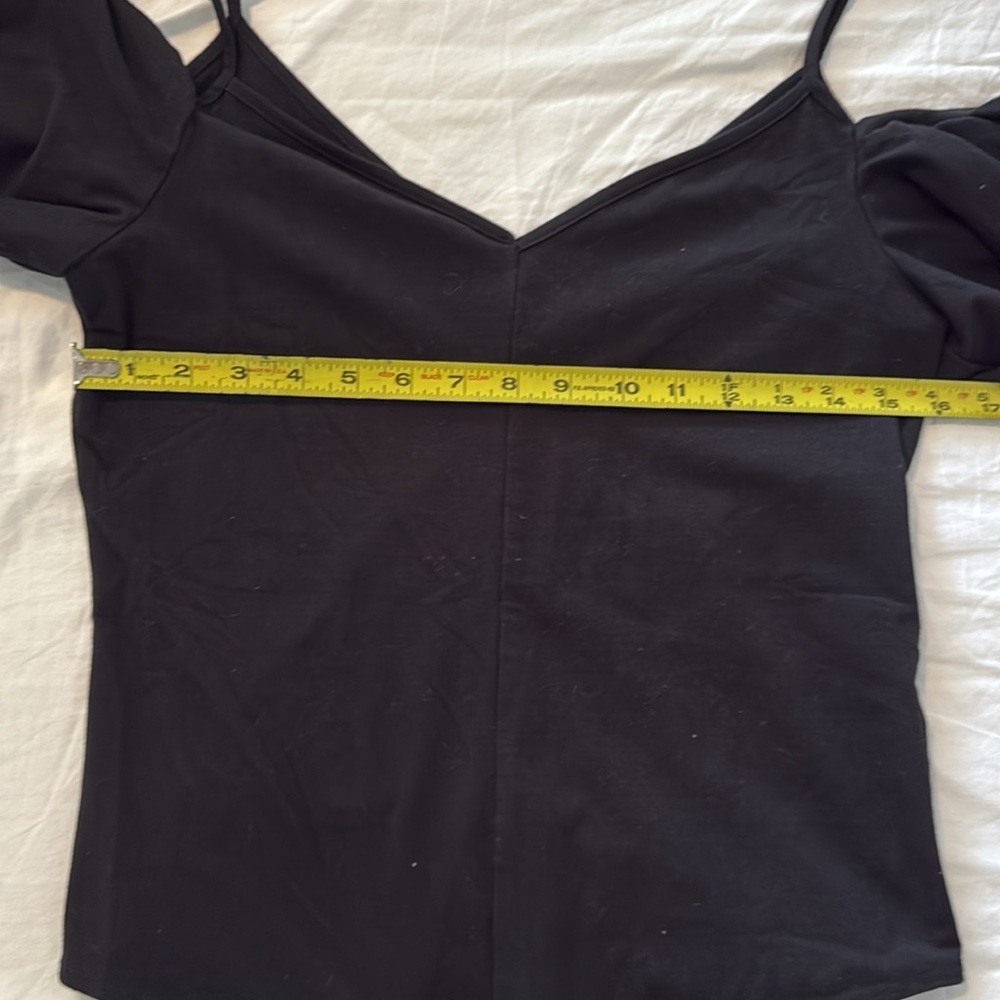CAD Black Open Shoulders Ruffles Bodysuit Women's XL - Picture 5 of 5